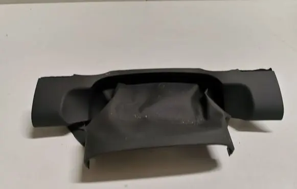 Steering wheel column trim