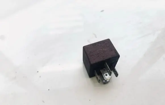 Renault Clio II Other relay 12V25A03612