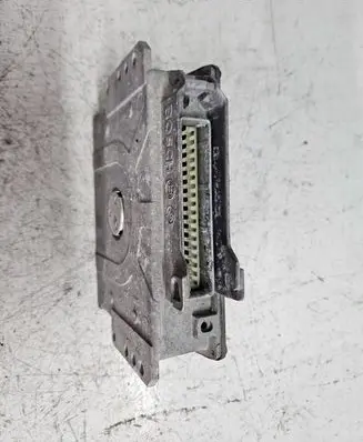 Peugeot 406 Engine control unit/module 0261204066 9324518180 26FM0000