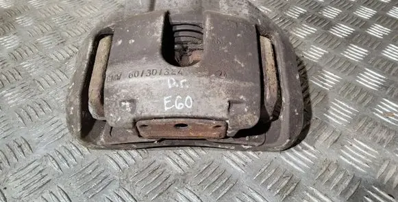 BMW 5 E60 E61 Front brake caliper 6030324 BMW6030324