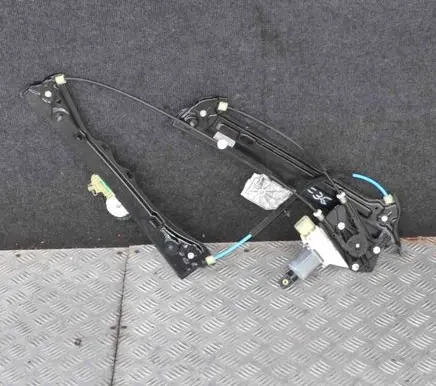BMW 4 F36 Gran coupe Front door electric window regulator 