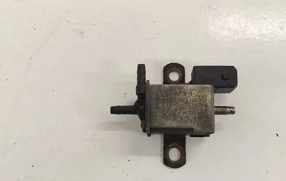 Audi A6 S6 C4 4A Starter motor/solenoid 026906283F