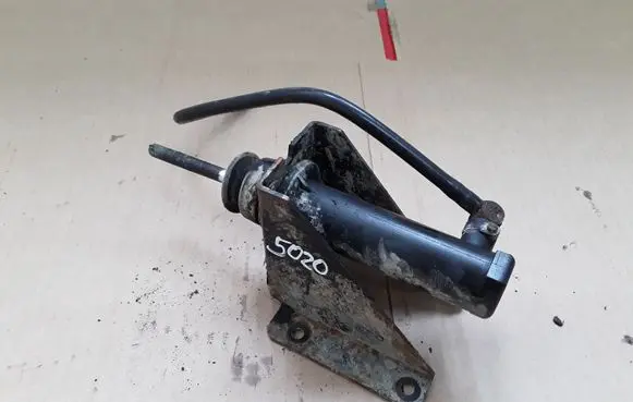 Iveco Daily 35 - 40.10 Clutch slave cylinder NOCODE