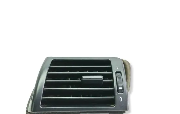 BMW 3 E46 Dashboard side air vent grill/cover trim 8361897 64228361897 369701