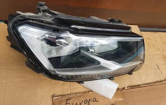 Volkswagen Tiguan Headlight/headlamp 5NB941006B