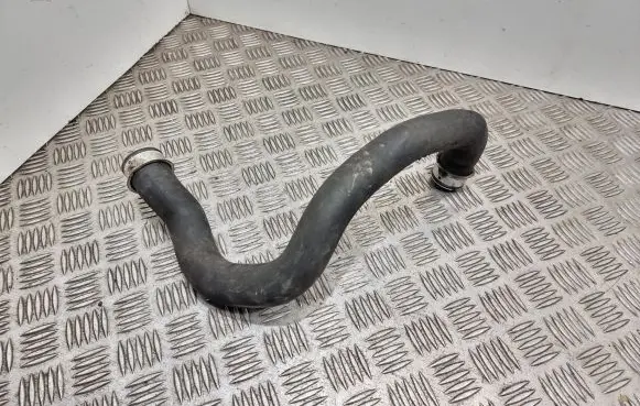 Mercedes-Benz E W212 Engine coolant pipe/hose