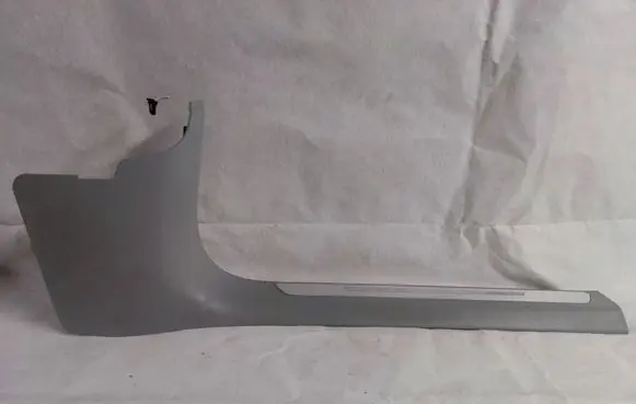 Audi A8 S8 D4 4H Front sill trim cover 4H1867272C