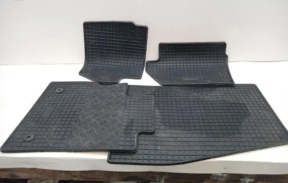 Ford Puma Front floor mat 904291