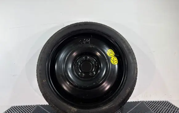 Toyota Auris E180 R17 spare wheel 