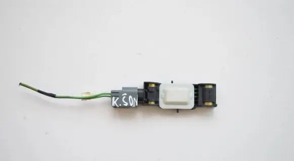 Chrysler 300 - 300C Airbag deployment crash/impact sensor 04671779AC