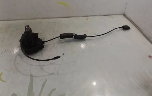 Renault Scenic III - Grand scenic III Rear door lock
