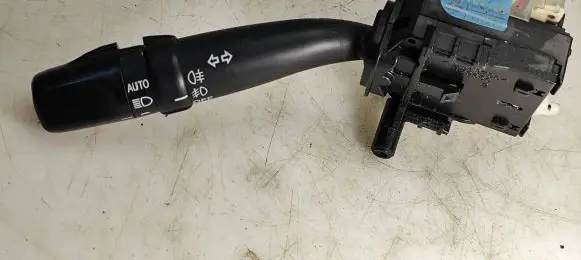 Toyota Avensis T250 Indicator stalk 8414005140