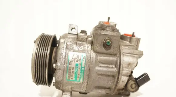 Volkswagen Golf V Air conditioning (A/C) compressor (pump) 1K0820803Q