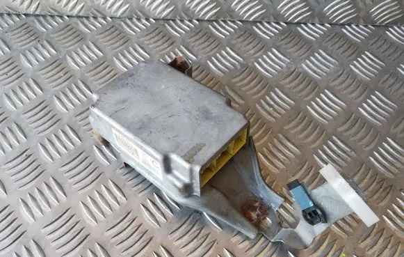 Toyota Corolla E110 Airbag control unit/module 8917012260 2310001210