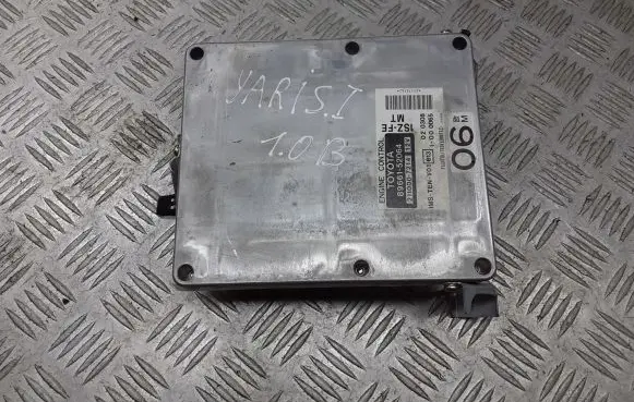 Toyota Yaris Engine control unit/module ECU 89661-52064