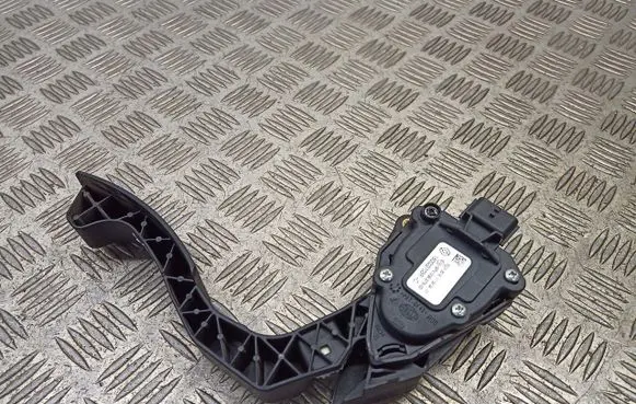 Dacia Sandero Accelerator pedal position sensor 180022703R