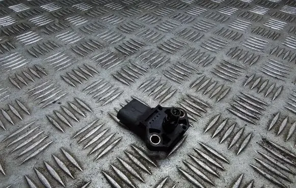 Volkswagen Multivan T5 Air pressure sensor 038906051C 0281002401