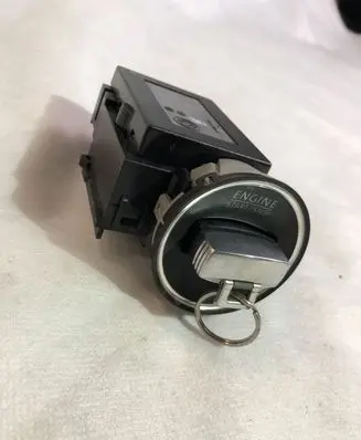 Volkswagen PASSAT B6 Ignition lock 3C0905843Q