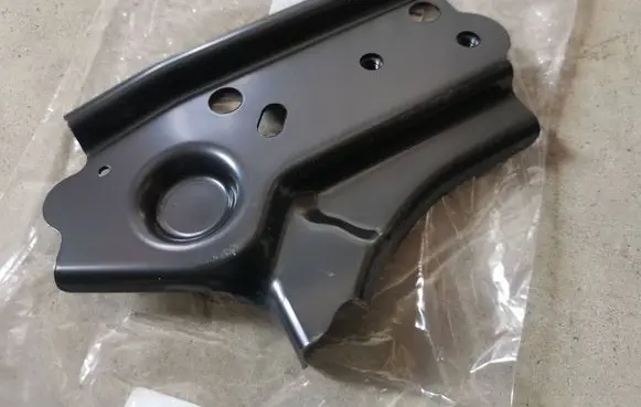Toyota RAV 4 (XA50) Front bumper mounting bracket 5381342030