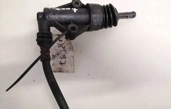 Fiat Punto (188) Clutch master cylinder