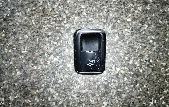 Mercedes-Benz E W212 Tailgate opening switch A2129059300