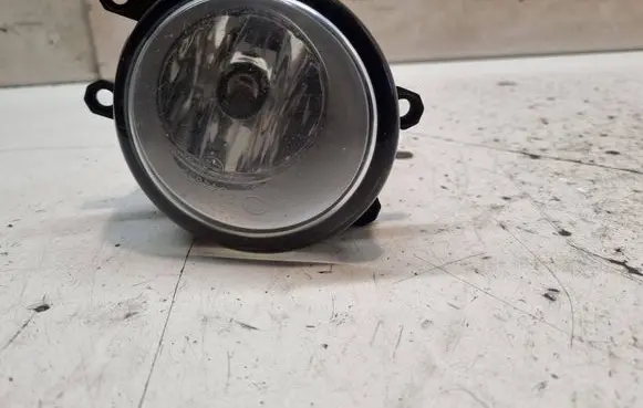 Toyota Avensis T250 Front fog light 812200D041 0063910455 9083010455