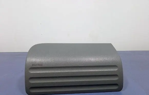 Suzuki Ignis Passenger airbag 7391078F10