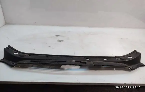 KIA Carens II Wiper trim 863611D050