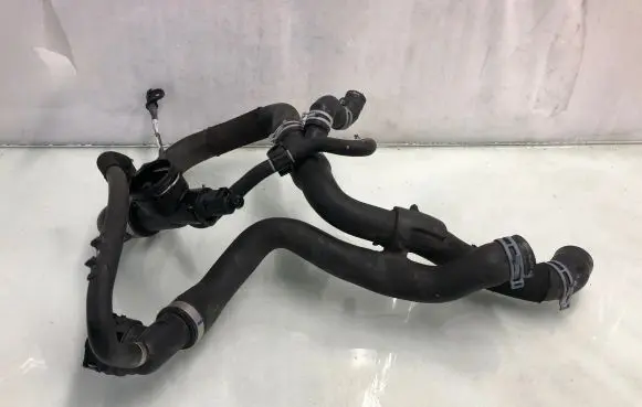 Seat Arona Engine coolant pipe/hose 5wA121087A