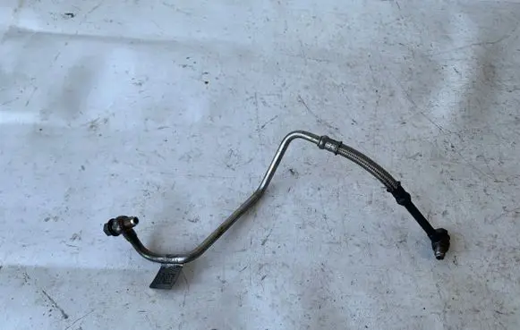 Jaguar F-Pace Turbo turbocharger oiling pipe/hose G4D36K679CA