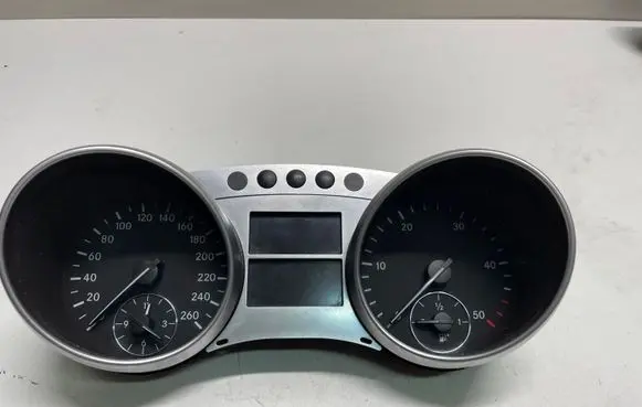 Mercedes-Benz R W251 Speedometer (instrument cluster) A2515400648 A2C53118460