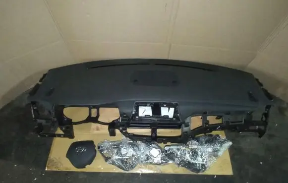 Hyundai Tucson TL Dashboard 5645
