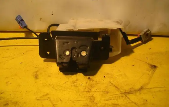 Honda Accord Tailgate/trunk/boot lock/catch/latch