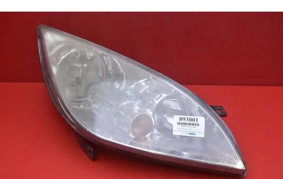 Mitsubishi Colt Headlight/headlamp MR957354