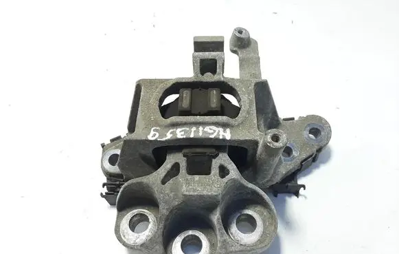 Opel Astra K Engine mount bracket 39070281