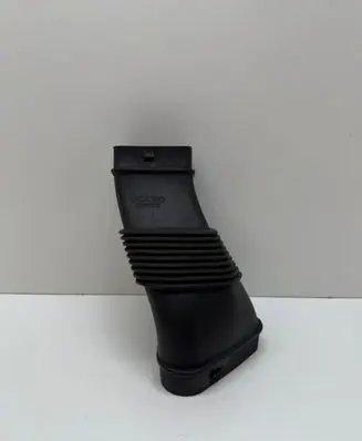 Volvo S60 Air intake duct part 30671772 70368440