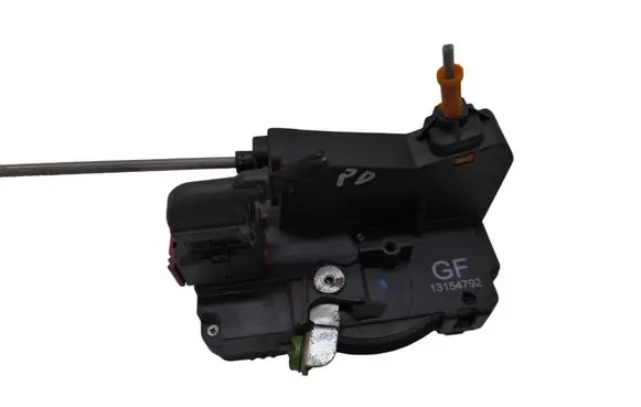 Opel Meriva A Front door lock 13154792
