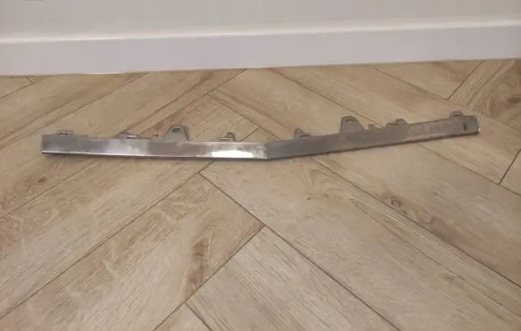 Mercedes-Benz E W212 Front bumper splitter molding A2128852674 A2128850900