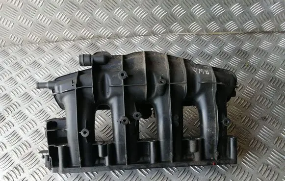 Volkswagen PASSAT B6 Intake manifold 06L133185AQ