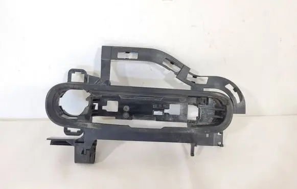 Audi A6 S6 C6 4F Front door exterior handle/bracket 4F0837885