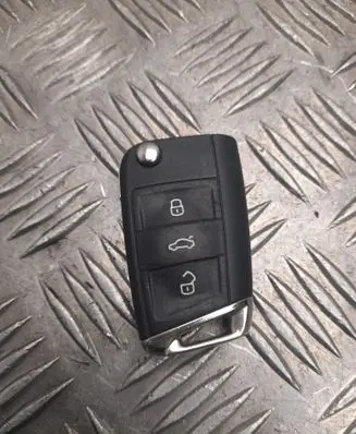Volkswagen Golf VII Ignition key/card 5G0959752BS