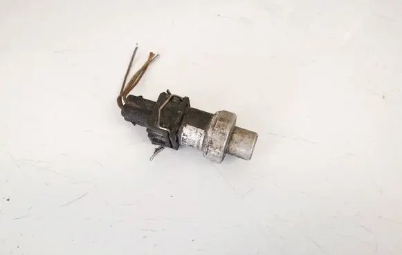 Audi A4 S4 B5 8D Air conditioning (A/C) pressure sensor 