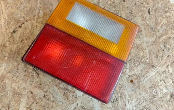 Audi 80 90 S2 B4 Tailgate rear/tail lights 811945094
