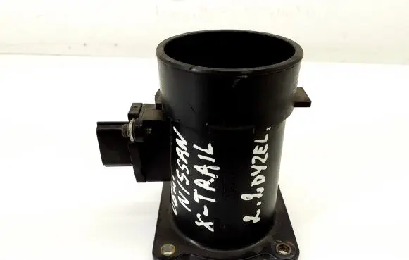 Nissan X-Trail T30 Mass air flow meter 22680AW400 226807S000
