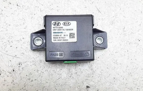 Hyundai i40 Engine control unit/module 957753z000
