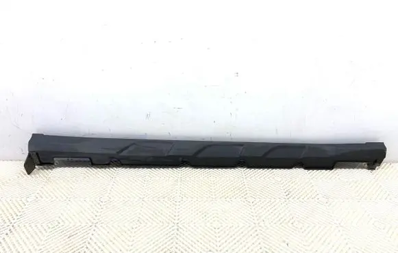Hyundai Kona I Front sill (body part) 