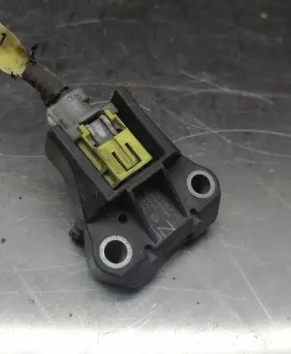 Lexus IS 220D-250-350 Airbag deployment crash/impact sensor 8917353010