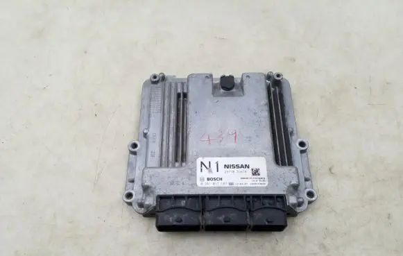 Nissan X-Trail T31 Engine control unit/module 237103UH7A