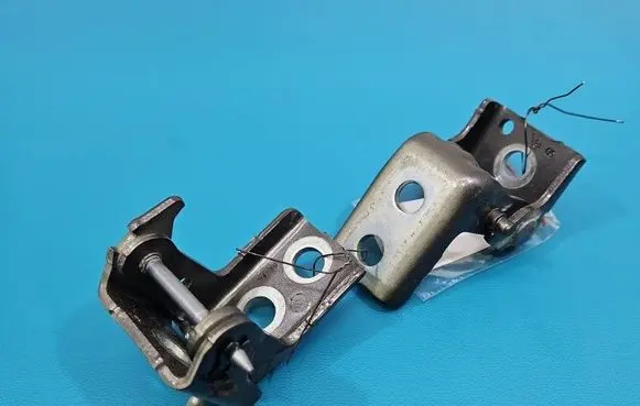 Peugeot 5008 II Rear door hinge set IMPRK1600789