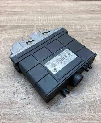 Volkswagen Golf III Gearbox control unit/module 1H0927303A 5DS00725601